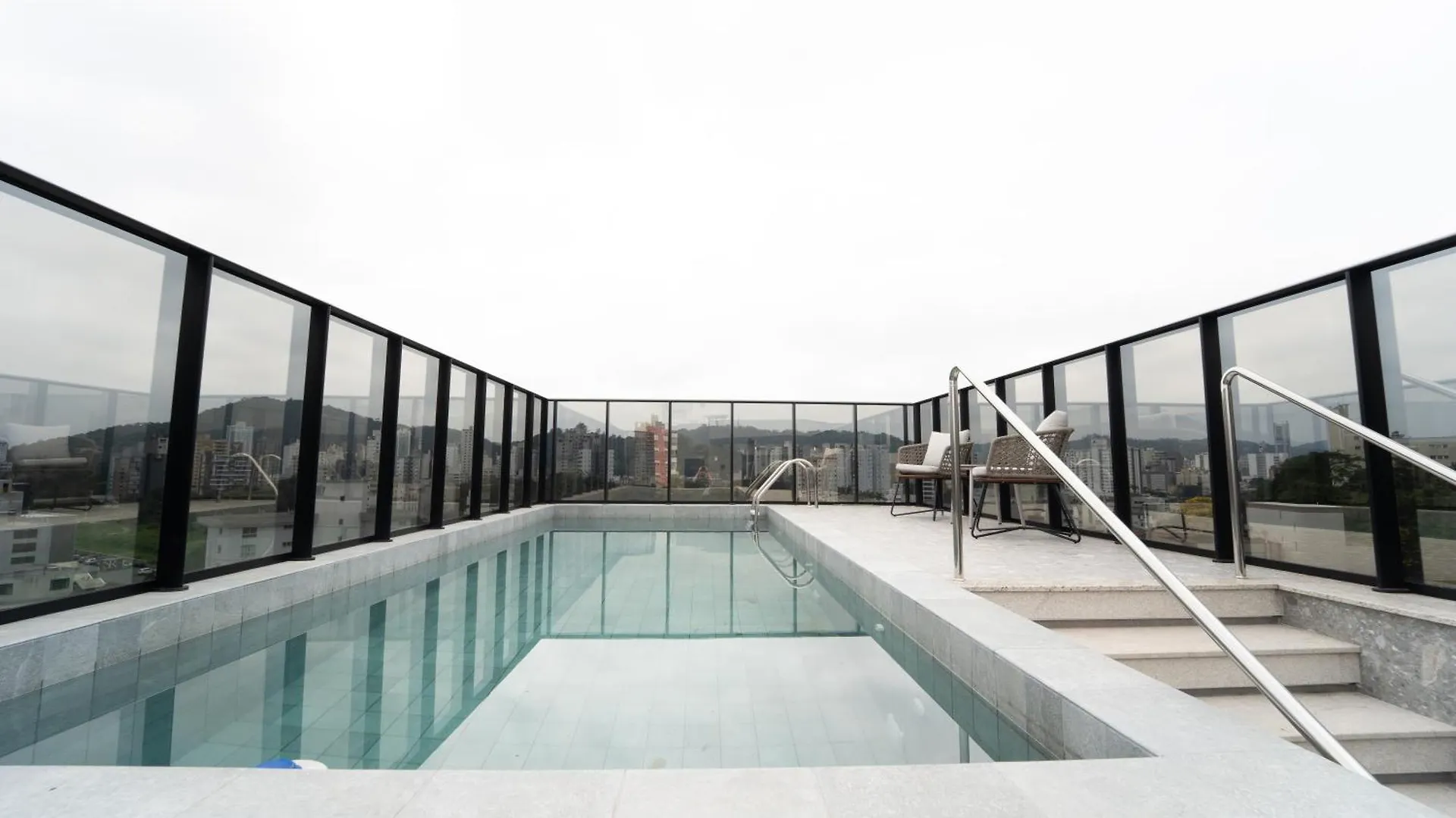 아파트 Lofts Amplos E Sofisticados A 600M Da Vila Germanica 브루메나우