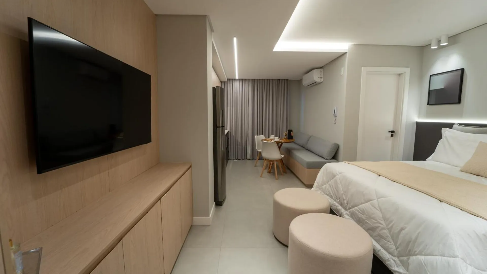 아파트 Lofts Amplos E Sofisticados A 600M Da Vila Germanica 브루메나우